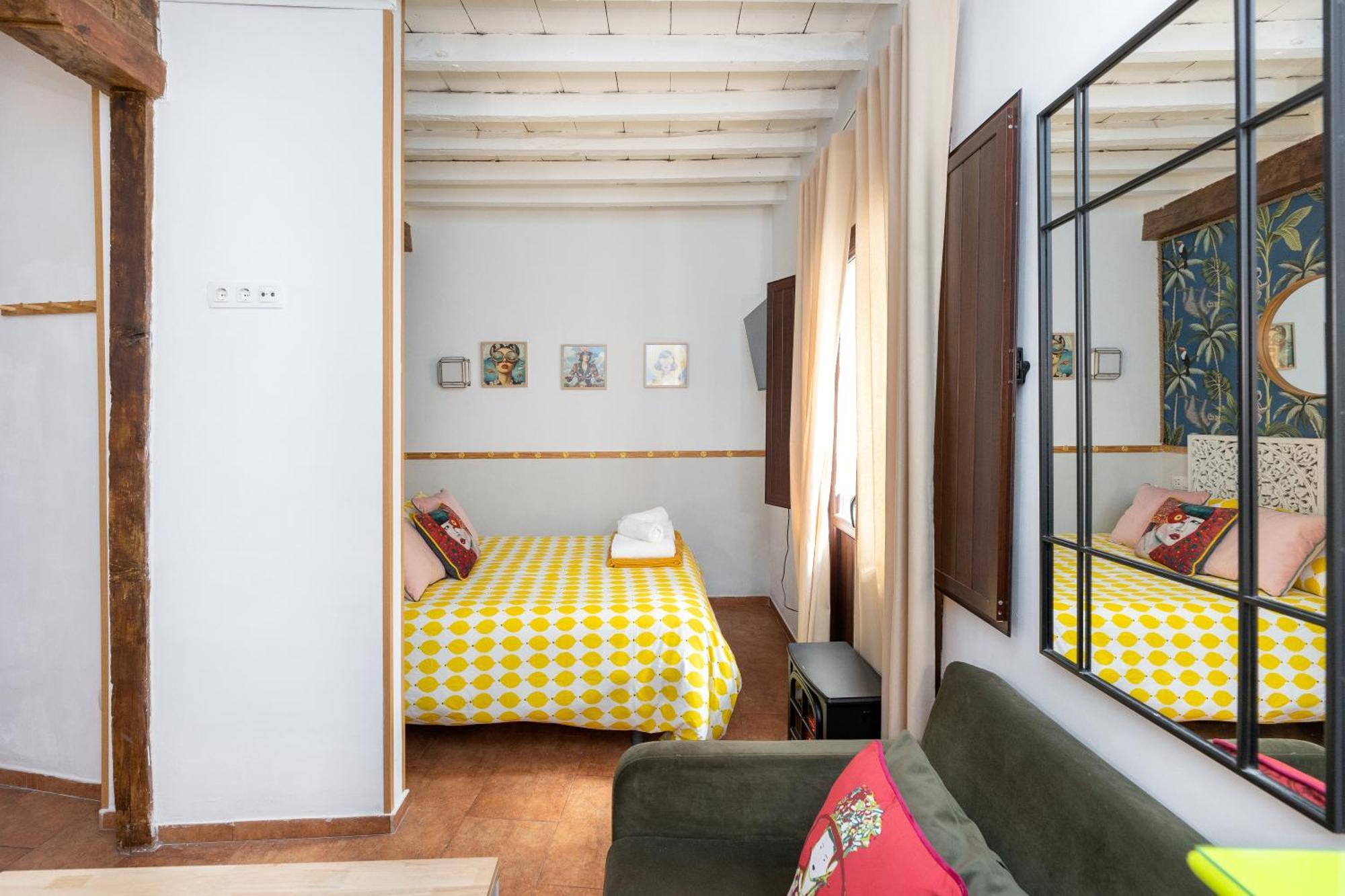 Apartamentos - Pinksparrow - Гранада Стая снимка