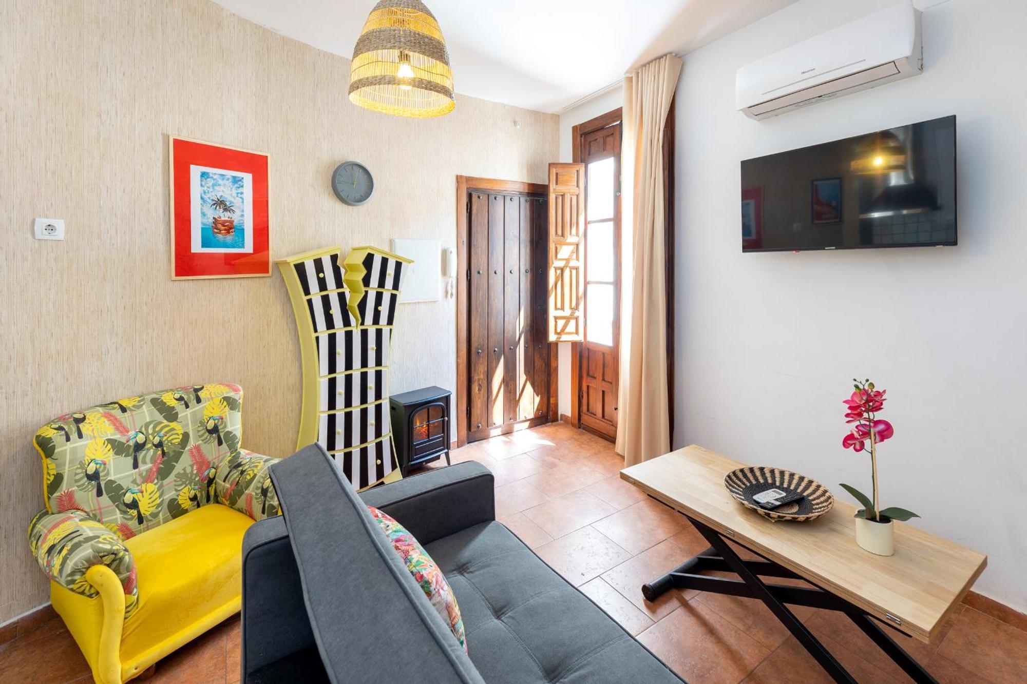 Apartamentos - Pinksparrow - Гранада Стая снимка